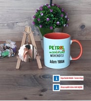 Petrol ve Doğalgaz Mühendisi Kupa Bardak Beyaz ve Fotoğraflı Ahşap Anahtarlık Hediye (Model 13)