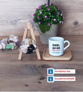 Din Kültürü Öğretmeni Türk Kahvesi Fincanı Ahşap Altlıklı ve Fotoğraflı Ahşap Anahtarlık Hediye Öğretmenler Günü Hediyesi (Model 1)