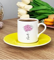 Kişiye Özel Gül ve İsim Yazılı Türk Kahvesi Fincanı Çiçek Desenli (Sarı)