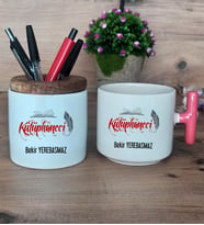 Kütüphaneci Hediye Sepeti Kupa Bardak T Kulplu, Kalemlik Hediyeleri Kütüphaneciye Hediye (Model 4)