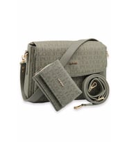 Just Polo Kadın 3 Bölmeli Mıknatıs Kapaklı El ve Omuz Çantası PBU2186-1002 (Haki)