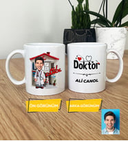 Kişiye Özel Karikatürlü Doktor Hediye Kupa Bardak Doktora Tıp Bayramı Hediyesi (Beyaz)