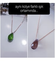 ortam ışığına göre renk değiştiren zultanit taşlı kadın gümüş kolye (Rose)