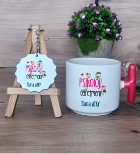 Psikoloji Öğretmeni Hediye Seti Kupa Bardak T Kulplu ve Anahtarlık Öğretmenler Günü Hediyesi (Model 1)