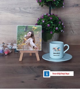 Emlakçı Fotoğraflı Dekoratif Taş, Ahşap Altlıklı Türk Kahvesi Fincanı Hediye (Model 2)