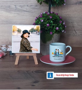 Temizlik Görevlisi Fotoğraflı Dekoratif Taş, Ahşap Altlıklı Türk Kahvesi Fincanı Hediye (Model 6)