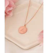 HARFLİ KAZIMA YUVARLAK KOLYE (Rose)