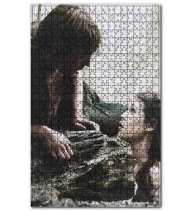 Cakapuzzle Göldeki Kız ve Kıyıdaki Aşığı Yakın Plan Puzzle Yapboz MDF (Ahşap) (500 Parça)