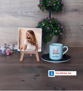 Edebiyat Öğretmeni Fotoğraflı Dekoratif Taş, Ahşap Altlıklı Türk Kahvesi Fincanı Hediye (Model 7)