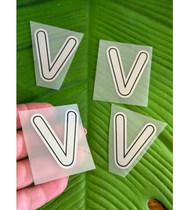 5X4 CM 4 ADET ÜTÜ İLE YAPIŞAN V HARFİ TRANSFER BASKI ARMA (Gri)