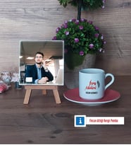 İcra Müdürü Fotoğraflı Dekoratif Taş, Ahşap Altlıklı Türk Kahvesi Fincanı Hediye (Model 6)