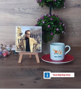 Tarih Öğretmenine Hediye Fotoğraflı Dekoratif Taş, Ahşap Altlıklı Türk Kahvesi Fincanı Hediye Öğretmenler Günü Hediyesi (Model 3)