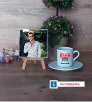 Hukuk Okuduğumu Söylemiş Miydim Fotoğraflı Dekoratif Taş, Ahşap Altlıklı Türk Kahvesi Fincanı Hediye (Model 2)