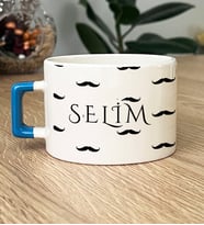 Kişiye Özel Bıyık Desenli İsim Yazılı Hediye Lüks Fincan Babaya Sevgiliye Hediye (Mavi)