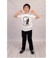 Atatürk Baskılı Beyaz-Siyah Renk Kısa Kol Çocuk Tişört (Beyaz)