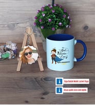 Kadın Öğretmene Hediye Kupa Bardak Beyaz ve Fotoğraflı Ahşap Anahtarlık Hediye (Model 3)