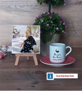 Arapça Öğretmeni Fotoğraflı Dekoratif Taş, Ahşap Altlıklı Türk Kahvesi Fincanı Hediye Öğretmenler Günü Hediyesi (Model 6)