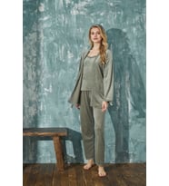 Kadın Fransız Kadife İp Askılı Sabahlıklı Dantel Detaylı Pijama Takımı 3lü Set (Haki)