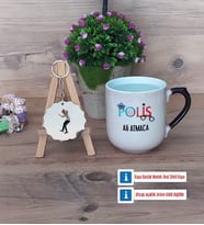 Polis Kupa Bardak Beyaz ve Fotoğraflı Ahşap Anahtarlık Hediye (Model 10)