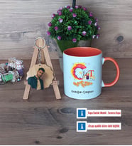 Grafiker Kupa Bardak Beyaz ve Fotoğraflı Ahşap Anahtarlık Hediye (Model 13)