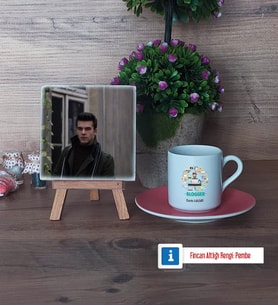 Blogger Fotoğraflı Dekoratif Taş, Ahşap Altlıklı Türk Kahvesi Fincanı Hediye (Model 6)