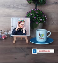Okul Öncesi Öğretmeni Fotoğraflı Dekoratif Taş, Ahşap Altlıklı Türk Kahvesi Fincanı Hediye Öğretmenler Günü Hediyesi (Model 5)