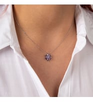 Gümüş Ametist Taşlı Minimal Lotus Çiçeği Kolye (Gümüş)