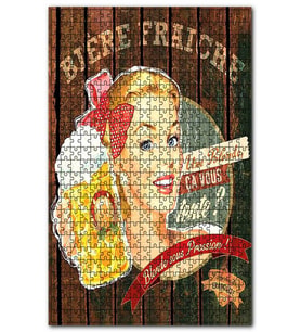 Cakapuzzle Bira İkram Eden Kadın Afişi Görseli Puzzle Yapboz MDF (Ahşap) (255 Parça)