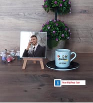 Bankacı Fotoğraflı Dekoratif Taş, Ahşap Altlıklı Türk Kahvesi Fincanı Hediye (Model 7)
