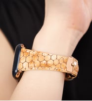vagave Apple Watch Uyumlu 38 Mm 40 Mm 41 Mm 3 4 5 6 7 Se 8 9 ve Apple Watch 10 42mm Uyumlu Kadın Doğal Deri Kordon Saat Kayışı - Crop Serisi Sevgililer Günü Yıl Dönümü Hediyesi Eşe Kız Arkadaşa Anneye Ablaya Hediye Kordon Saat Kayışı (Somon)