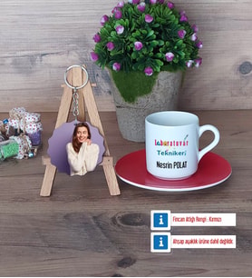 Laboratuvar Teknikeri Türk Kahvesi Fincanı Ahşap Altlıklı ve Fotoğraflı Ahşap Anahtarlık Hediye (Model 3)
