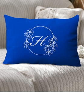 BK Gift Kişiye Özel Harfli Premium Kumaş Dikdörtgen Kırlent Yastık-5 (5 Farklı Renk Seçeneği), Arkadaşa Hediye, Ev Hediyesi, Doğum Günü Hediyesi (Saks Mavisi)