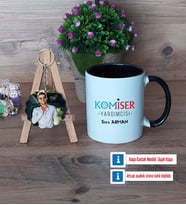 Komiser Yardımcısı Kupa Bardak Beyaz ve Fotoğraflı Ahşap Anahtarlık Hediye (Model 11)