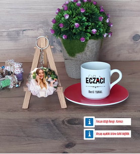 Eczacı Türk Kahvesi Fincanı Ahşap Altlıklı ve Fotoğraflı Ahşap Anahtarlık Hediye (Model 3)