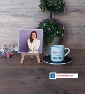 Laboratuvar Teknikeri Fotoğraflı Dekoratif Taş, Ahşap Altlıklı Türk Kahvesi Fincanı Hediye (Model 7)