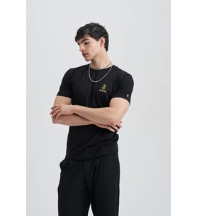 Face Of Niho Erkek Nakış T-Shirt (Siyah)