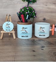 Kadın Yüzme Antrenörü Hediye Sepeti Kupa Bardak T Kulplu, Kalemlik ve Anahtarlık Kadın Yüzme Antrenörüne Hediye (Model 7)