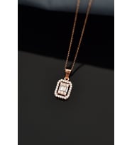 Papatya Silver 925 Ayar Gümüş Zirkon Baget Kare Taşlı Kolye (Rose)