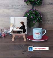 Avukat Fotoğraflı Dekoratif Taş, Ahşap Altlıklı Türk Kahvesi Fincanı Hediye (Model 3)