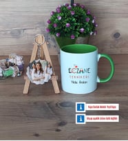 Eczane Teknikeri Kupa Bardak Beyaz ve Fotoğraflı Ahşap Anahtarlık Hediye (Model 14)