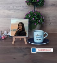 Matematik Mühendisi Fotoğraflı Dekoratif Taş, Ahşap Altlıklı Türk Kahvesi Fincanı Hediye (Model 4)