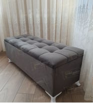 Çizgi Kapitoneli Sandıklı Puf 90 cm Beyaz Ayak (Antrasit)