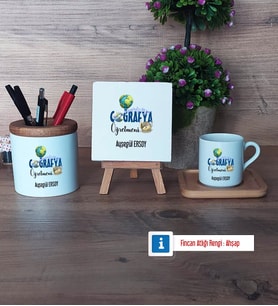 Coğrafya Öğretmeni Hediye Seti Dekoratif Taş, Kalemlik, Ahşap Altlıklı Türk Kahvesi Fincanı Hediye Öğretmenler Günü Hediyesi (Model 1)