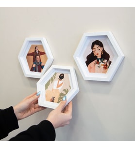Yapışkanlı Sök Tak Orta Altıgen Fotoğraf Çerçevesi - 3'lü Paket (Beyaz)