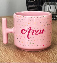 Kişiye Özel İsim Baskılı Hediye Pastel T Kupa Doğum Günü Hediyesi (Pembe)