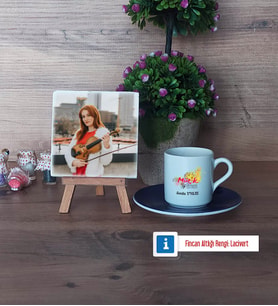 Müzik Öğretmeni Fotoğraflı Dekoratif Taş, Ahşap Altlıklı Türk Kahvesi Fincanı Hediye Öğretmenler Günü Hediyesi (Model 4)