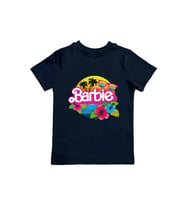 Barbie baskılı pamuklu penye kumaş yazlık çocuk tişört (Siyah)
