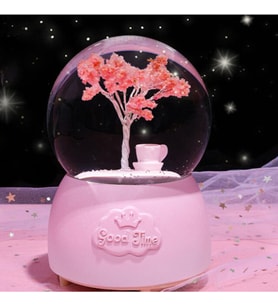 Ağaç Temalı Işıklı Müzikli Püskürtmeli Kar Küresi (Pembe)