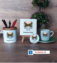 Kuran Kursu Hocası Hediye Seti Dekoratif Taş, Kalemlik, Ahşap Altlıklı Türk Kahvesi Fincanı, Ahşap Anahtarlık Hediye (Model 9)