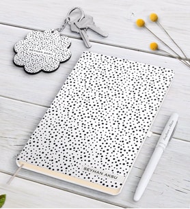 BK Gift Kişiye Özel İsimli Siyah Defter Kalem Ve Anahtarlık Hediye Seti-28 (Model 2)